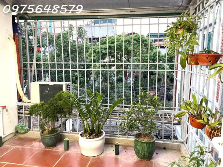 Bán căn hộ VIP Tập thể Ban tổ chức Trung ương phố Đội Cấn 110m giá siêu mềm