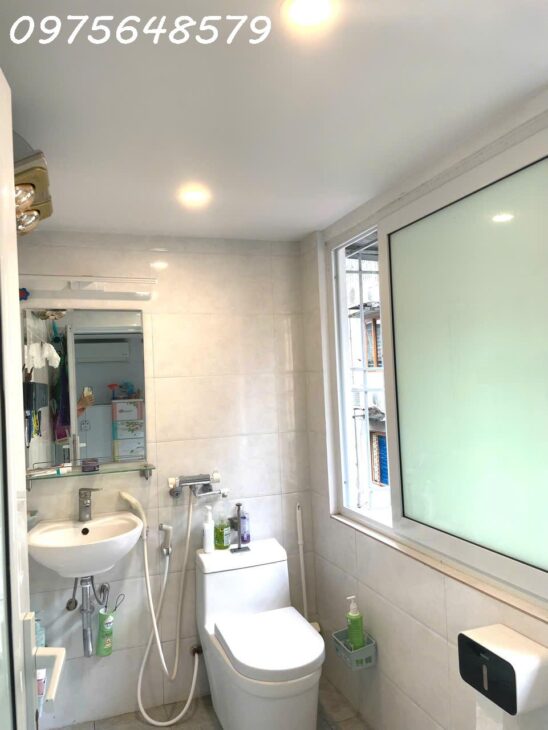 Bán căn hộ VIP Tập thể Ban tổ chức Trung ương phố Đội Cấn 110m giá siêu mềm