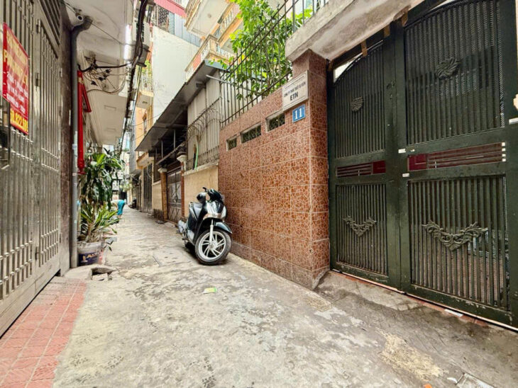 PHỐ NGUYỄN NGỌC VŨ – NGÕ THÔNG -DT 59m2 4 tầng mặt tiền 4m Giá 11.95 tỷ