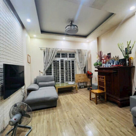 Bán Nhà Phố Trung Liệt trung tâm Đống Đa DT 33m2 x 5 tầng MT 4.1m Giá 8.99 Tỷ