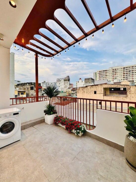 NGAY ĐH HUTECH – UNG VĂN KHIÊM P25 BT – 41m2 (3.7 x 11) VUÔNG A4 – HẺM 3.5M – 3 TẦNG – 3PN SÂN