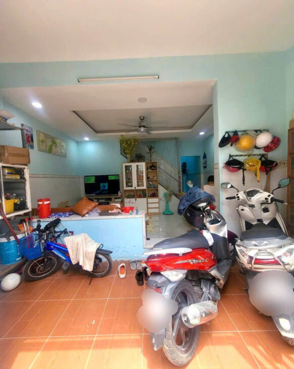 BÁN ĐẤT TẶNG NHÀ 80 M2– HẺM XE HƠI ĐƯỜNG LÊ VĂN TÁCH