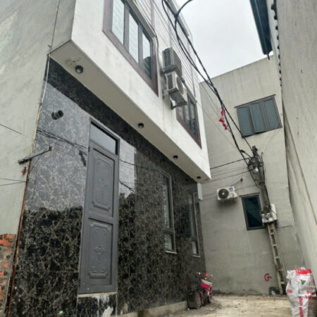 40m lô góc 3 tầng mới xây giá chỉ 4,3 tỷ