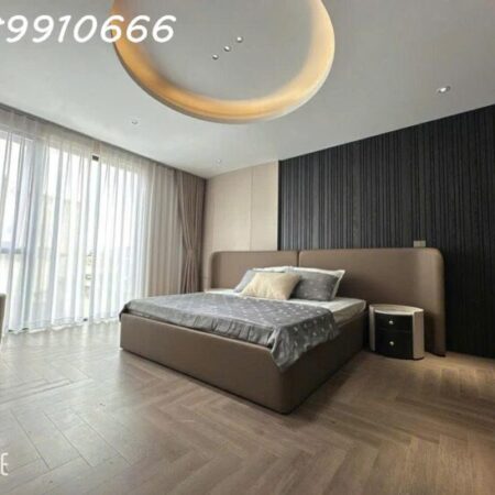 SIÊU PHẨM HIẾM CÓ KINH DOANH, Ô TÔ TRÁNH TẠI QUAN NHÂN – THANH XUÂN. NHỈNH 11 TỶ XÁCH VALI VỀ Ở VÀ