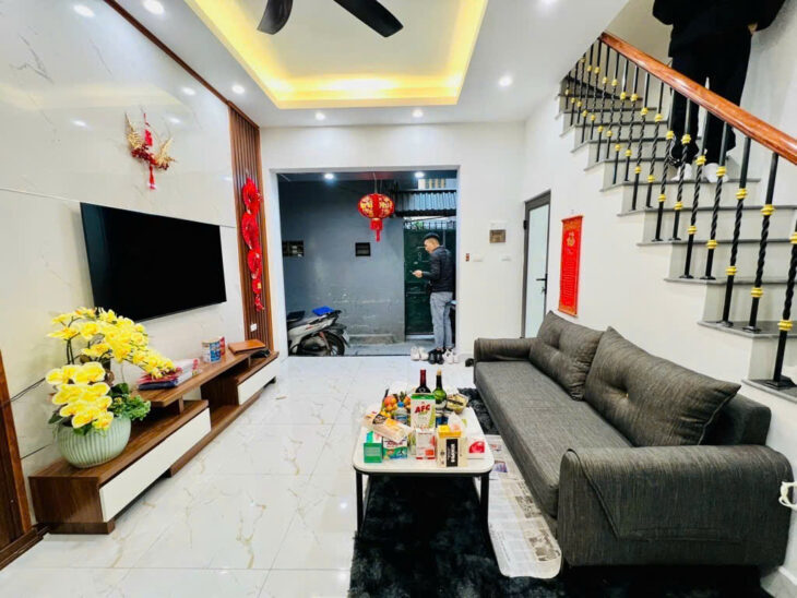 NHÀ ĐẸP – NGÕ THÔNG – CÁCH MẶT PHỐ 15M – KINH DOANH ONLINE – SÁT CÔNG VIÊN GIÁ 5 TỶ 950 TRIỆU