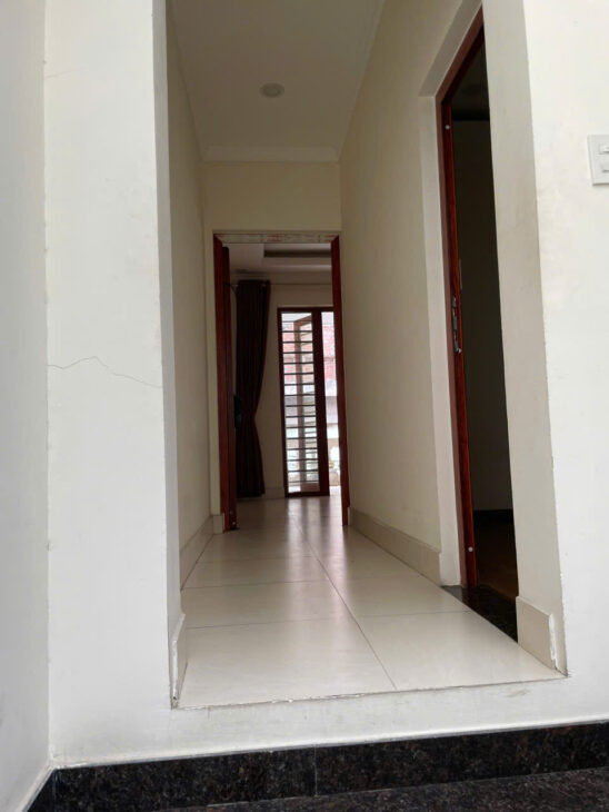 Bán nhà Nguyễn Bỉnh Khiêm gần Đại Học Y, 80m 2.5 tầng, ngõ 6m, Giá 5.2 tỉ