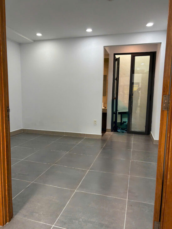 Nhà Mới 5 Tầng Cách Nặt Tiền 15M Hẻm Thẳng Xe Hơi Sổ Vuông 48m2 Gía 8,25 Tỷ Thương Lượng