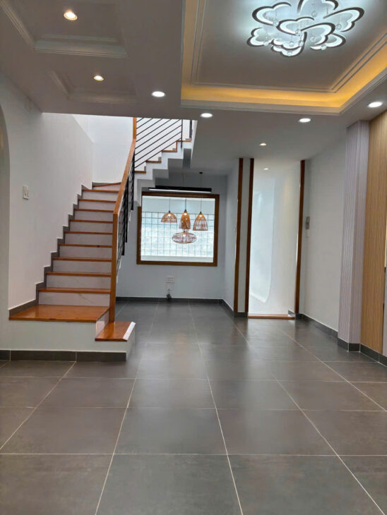 Nhà Mới 5 Tầng Cách Nặt Tiền 15M Hẻm Thẳng Xe Hơi Sổ Vuông 48m2 Gía 8,25 Tỷ Thương Lượng
