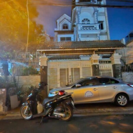 BÁN CĂN BIỆT THỰ CỔ ĐIỂM QUẬN 12 – 4 TẦNG – NGANG 10M – 250M2 – GIÁ 16 TỶ ???? BÁN CĂN BIỆT THỰ CỔ ĐIỂM QUẬN 12 – 4 TẦNG – NGANG 10M – 250M2 – GIÁ 16 TỶ ????