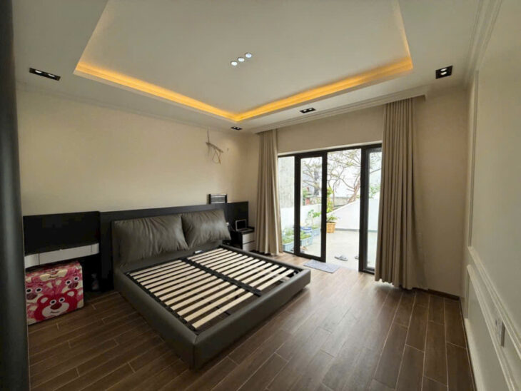 Nhà 4 tầng mặt đường Vĩnh Cát – Thiên Lôi, 79m, mới tinh, độc lập, Giá 6.8 tỉ