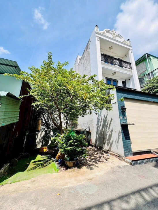 Bán đất Ngã Tư Ga Ngang 5m thổ cư 80m2 đường trước đất 8m hướng ĐB chưa tới 4 tỷ