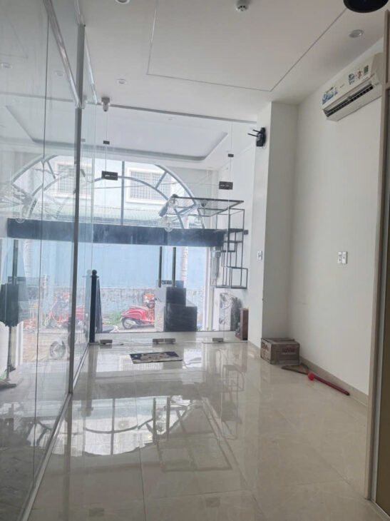 Bán nhà mặt phố Bình Chiểu, Thủ Đức, 72m², 9PN, 9WC, 9.7 tỷ