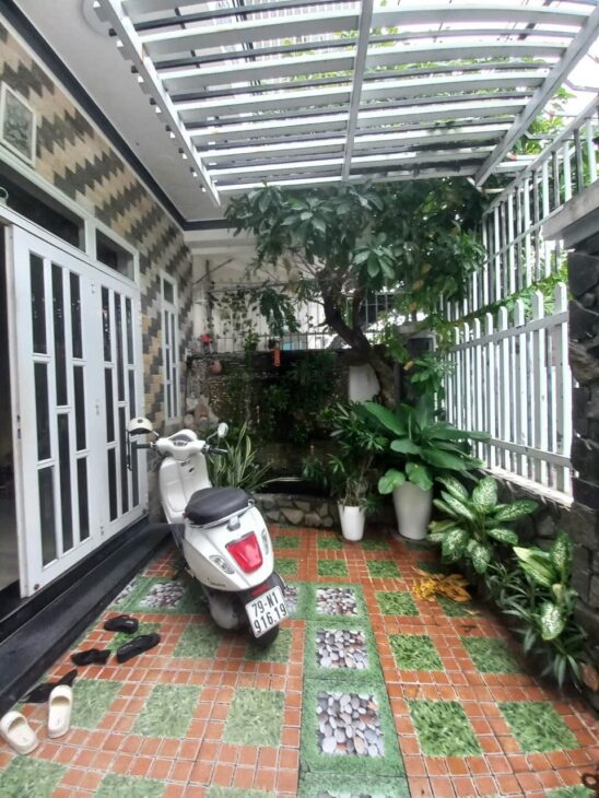 Cần bán nhà 3 tầng mặt tiền kinh doanh đường Lang Liêu – Phường Vĩnh Phước – Tp Nha Trang