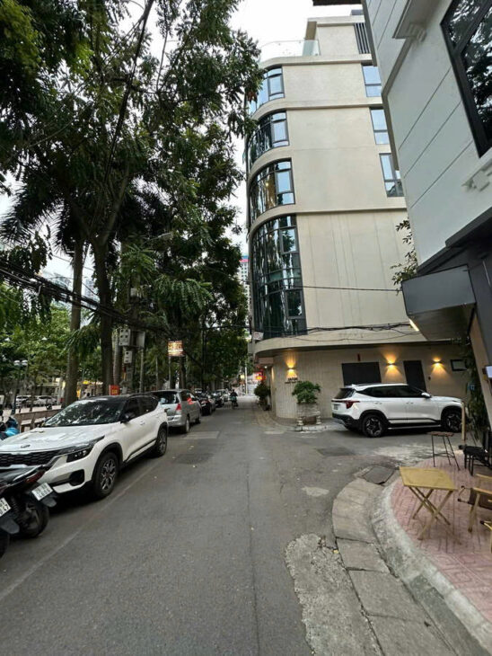 Phố Ngụy Như Kon Tum 46 m2 x 6 tầng K/D CaFe , VP Thang Máy V/Hè ,công Viên Q.Thanh Xuân