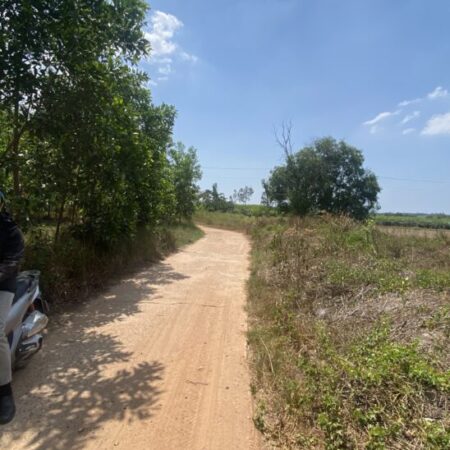 Bán 8 sào đất view Hồ Núi Đất Tân Tiến, Thị xã LaGi giá rẻ 430tr/ sào Bán 8 sào đất view Hồ Núi Đất Tân Tiến, Thị xã LaGi giá rẻ 430tr/ sào