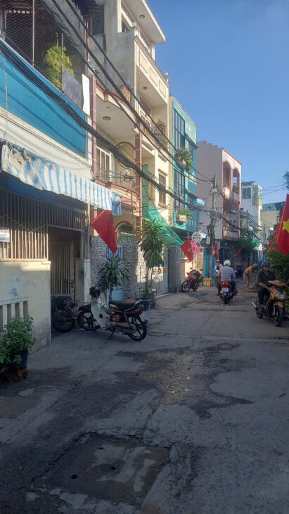 HOT! CẦN TIỀN BÁN GẤP NHÀ MT KHỦNG HOÀI THANH – 76.3 M2 (6.4 X 12M) 2T, 2PN CHỈ 4.6 TỶ