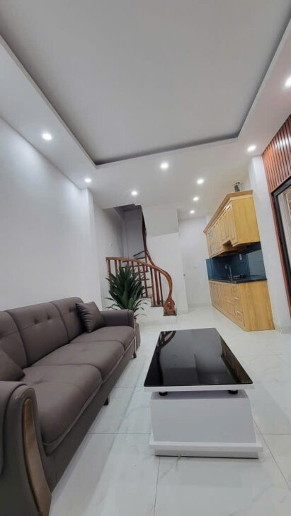 CHÍNH CHỦ EM BÁN NHÀ 5 TẦNG TẠI VĂN QUÁN, ĐẦY ĐỦ CÔNG NĂNG, TIỆN ÍCH, NGÕ ÔTÔ THÔNG, NHỈNH 7 TỶ