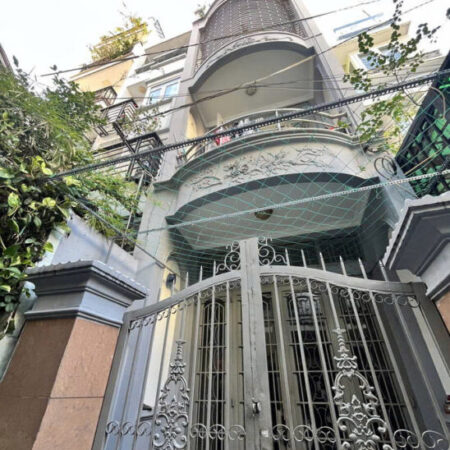 Bán nhà HXH CMT8, Q3 – 3 tầng, 49m2 BTCT Sổ vuông Dòng tiền 12tr giá chỉ 9.5 tỷ thương lượng