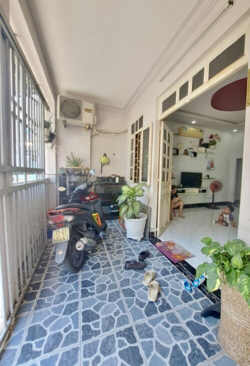 NHÀ ĐẸP GIÁ RẺ ĐÔNG HÒA – HẺM Ô TÔ – GẦN SIÊU THỊ GO DĨ AN – GIÁP THỦ ĐỨC – GẦN LÀNG ĐẠI HỌC