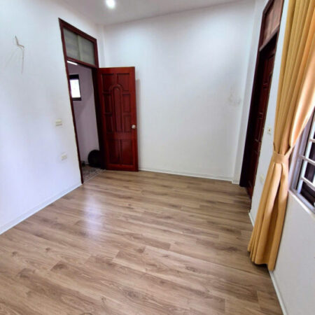 NHÀ ĐẸP KHƯƠNG TRUNG – LÔ GÓC – DT 36m2 5 tầng mặt tiền 4.1m Giá 8.5 tỷ