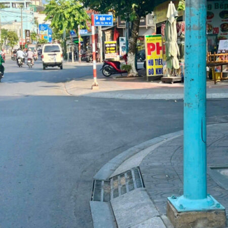 BÁN NHÀ 2 TẦNG ĐẸP 100M2– TRẦN HƯNG ĐẠO-GẦN GO DĨ AN – GẦN LÀNG ĐẠI HỌC.