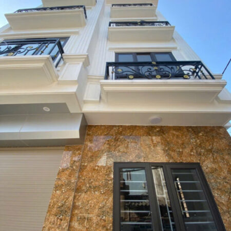 Nhà 4 Xây mới Kinh Koong, Diễn tích rộng 57m2 mt 6,5m Ô Tô 7 chổ vào nhà giá 6.95 tỷ. gọi ngay