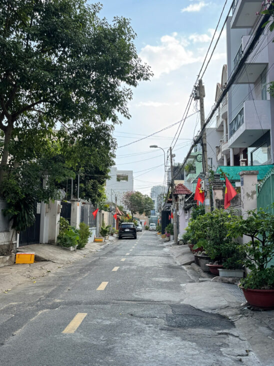 bán nhà góc 2 mt Đặng Tiến Đông, + an phú quận 2 – dt 195m – 40 tỷ