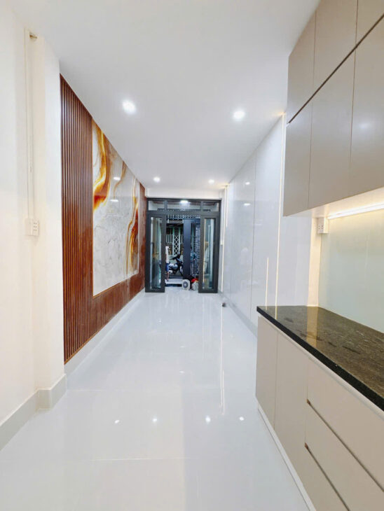 NHÀ MỚI 3 TẤM NGANG 3 DÀI 10 KHU DÂN CƯ CÓ 4 TỶ