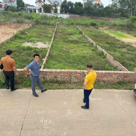 Bán đất Minh Trí, Sóc Sơn, HN. Đường thông, oto đỗ. DT 110m, giá 2,4 tỷ. Bán đất Minh Trí, Sóc Sơn, HN. Đường thông, oto đỗ. DT 110m, giá 2,4 tỷ.