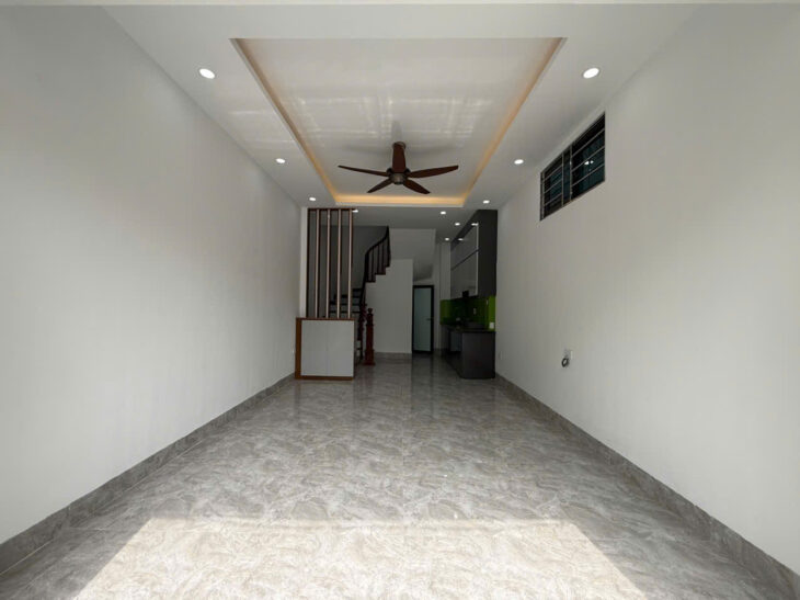 Bán gấp Nhà An Trai, 30.4m, 5 tầng , nội thất xịn, ô tô đỗ cổng, View hồ thoáng mát