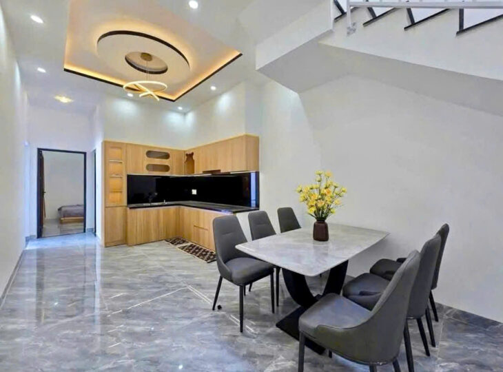 BÁN NHÀ 2 TẦNG 100M2- TRẦN QUANG KHẢI – HẺM Ô TÔ – GẦN BIG C (GO) DĨ AN.