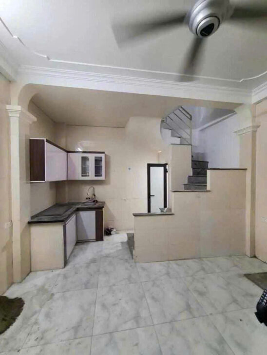 Cần Bán nhà Vĩnh Hưng, Hoàng Mai, 21m 4 Tầng. Giá 4.25 Tỷ. Sổ Đỏ Riêng