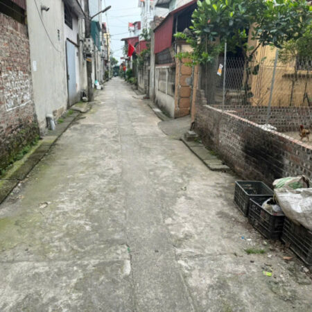 Đất đẹp thôn Phố Yên, Tiền Phong, Mê Linh. Gần đường quốc lộ 23, và chợ Yên Đất đẹp thôn Phố Yên, Tiền Phong, Mê Linh. Gần đường quốc lộ 23, và chợ Yên