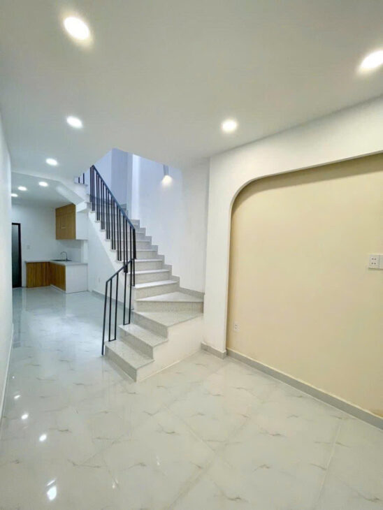BÁN NHÀ MỚI ĐƯỜNG HƯNG PHÚ TRUNG TÂM QUẬN 8 GIÁ NHỈNH 3 TỶ