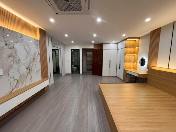 MẶT NGÕ NGUYỄN ĐỨC CẢNH – 6 TẦNG THANG MÁY – NGÕ THÔNG ÔTÔ NGỦ TRONG NHÀ – GIÁ 20 TỶ