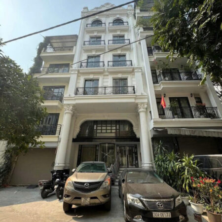 Bán toà văn phòng Q.Hai Bà Trưng