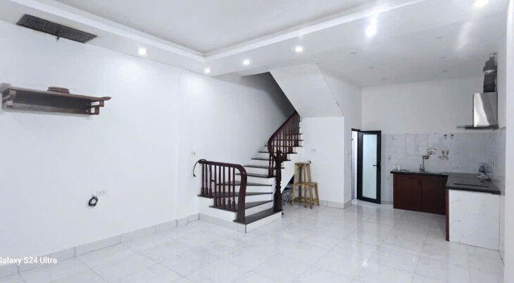 Bán Nhà Tam Trinh Xây Mới 2 Tầng 2 Phòng Ngủ Giá 2.68 Tỷ Nhà Chưa Sổ