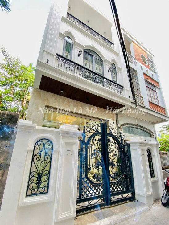 Nhà mặt ngõ thông tuyến 2 Thiên Lôi, 51m 3.5 tầng, sân cổng riêng, Giá 3.55 tỉ