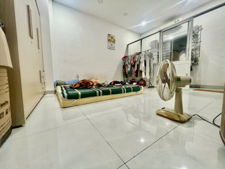 NGANG 4.7 X 13.5 M – 2 TẤM TRUNG TÂM Q4 CÓ 89 TRIỆU M 2