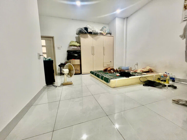 NGANG 4.7 X 13.5 M – 2 TẤM TRUNG TÂM Q4 CÓ 89 TRIỆU M 2