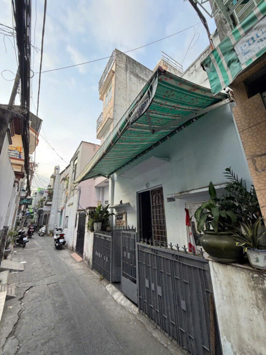 BÁN NHÀ ĐƯỜNG NGUYỄN DU TIỆN XÂY MỚI NGỘP GIẢM 300TR