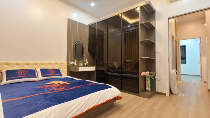 PHỐ VIP THÁI HÀ -THANG MÁY – GARA Ô TÔ DT 40m2 5 tầng MT 4m Giá 16.968 tỷ PHỐ VIP THÁI HÀ -THANG MÁY – GARA Ô TÔ DT 40m2 5 tầng MT 4m Giá 16.968 tỷ