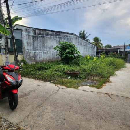 Bán đất Mỹ Tho 7x20m TL879 vô 100m đường 7 chỗ Giá 980tr Gần Quãng trường