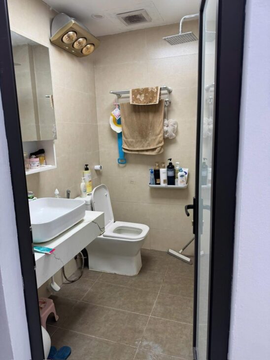 ????BÁN NHÀ PHỐ AN TRẠCH QUỐC TỬ GIÁM DÂN XÂY Dt 28 m 5tầng mt3.3m giá chỉ 8 tỷ