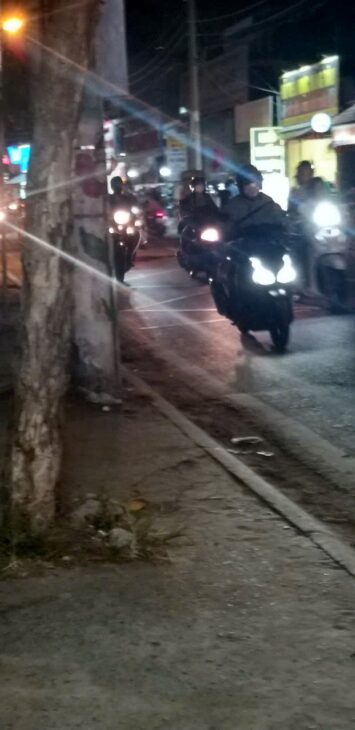 Nhà đẹp siêu hiế, Linh Đông Thủ Đức chỉ từ 2,x Tỷ hổ trợ vay 1,5 tỷ.