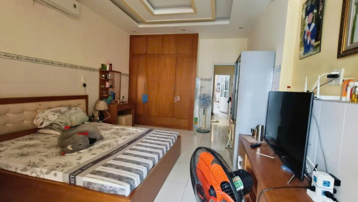 Bán nhà 52m², 4PN, 5WC, 3 tầng, Linh Đông, Thủ Đức – 6.9 tỷ