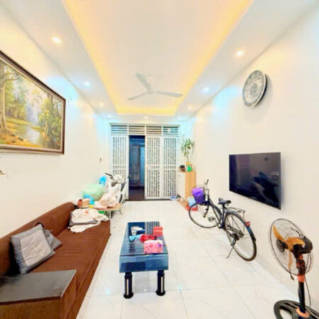 BÁN NHÀ ĐẸP DÂN XÂY Ở NGAY XUÂN ĐỈNH – 38M X 5 TẦNG FULL NỘI THẤT – GẦN Ô TÔ – 7.8 TỶ BÁN NHÀ ĐẸP DÂN XÂY Ở NGAY XUÂN ĐỈNH – 38M X 5 TẦNG FULL NỘI THẤT – GẦN Ô TÔ – 7.8 TỶ