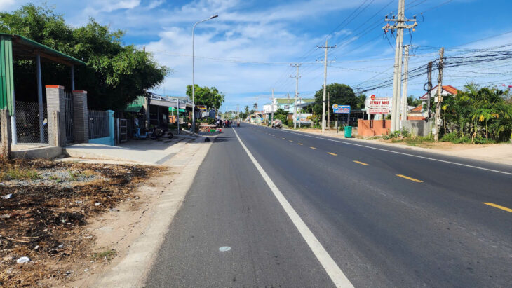 Bán 6mx27m đất thổ cư Lý Thái Tổ, thị xã LaGi sát biển giá rẻ