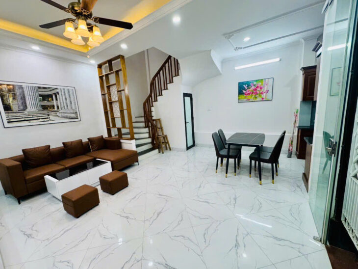 Cần Bán Nhà Nam Dư Lĩnh Nam 39m 5 Tầng 4 phòng Tặng Hết Nội Thất Sổ Đỏ