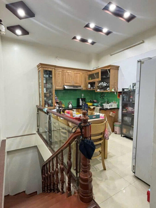 BÁN NHÀ TRÍCH SÀI, TÂY HỒ. 79M2 6 TẦNG GIÁ 18TỶ-10M RA MẶT PHỐ VÀ HỒ TÂY. VỊ TRÍ VÔ CÙNG ĐẮC ĐỊA –